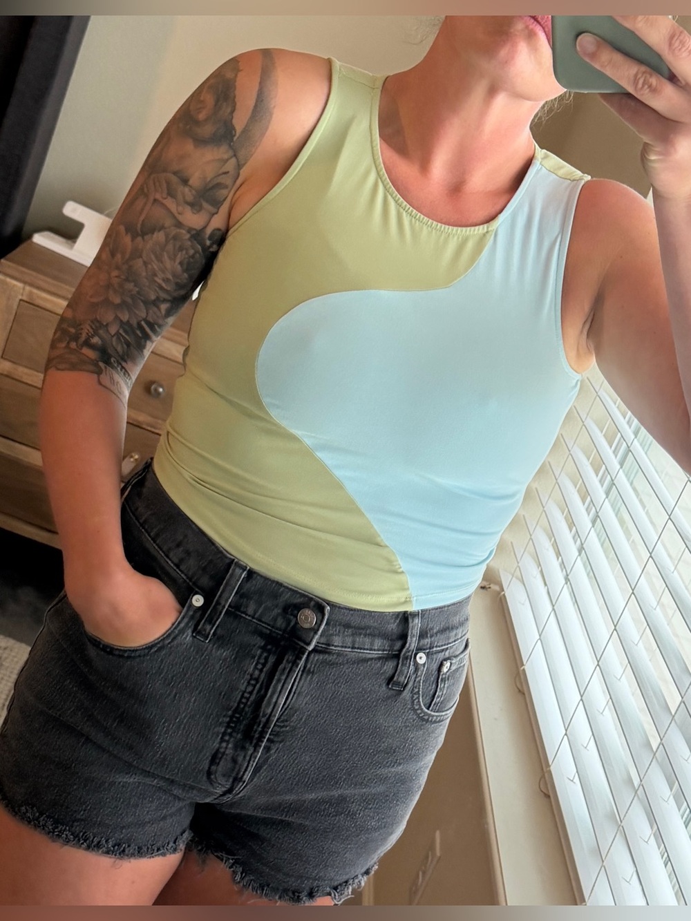 Bear Dance Pastel Colorblock Wavy Patchwork Cropped Tank Top